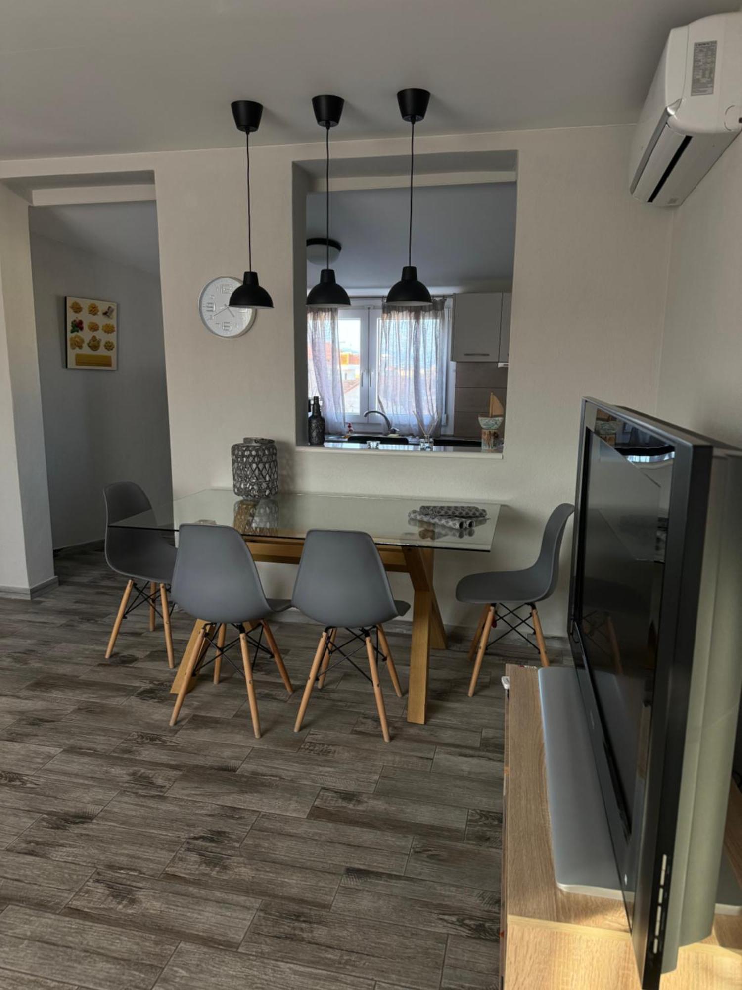 Private Modern Apartment 依诺罗达 外观 照片